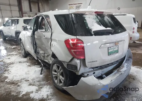 2017 Chevrolet Equinox Ls z USA, uszkodzony, nr VIN 2GNALBEK7H1555701
